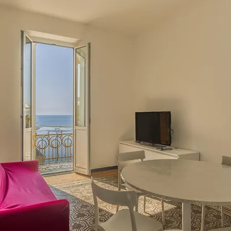 Rivierarent Chez Rita 菲纳莱利古雷